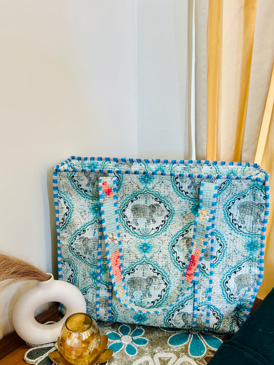 Charitra sanchika tote bag (retro style sky blue elephant)