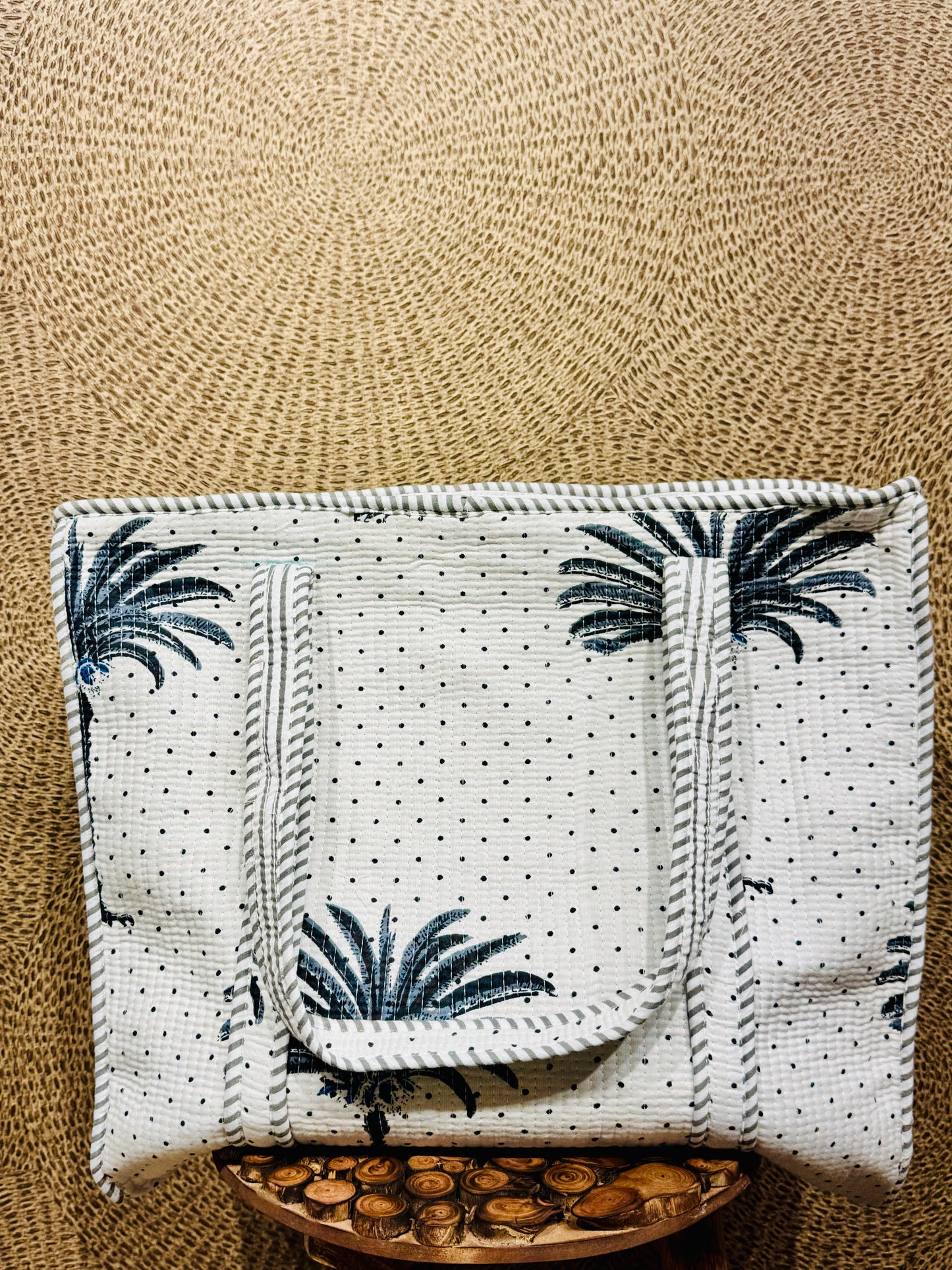 charitra sanchika tote bag white color